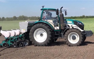 科技技术在农业生产中的应用：智慧农场如何让种地更轻松高效