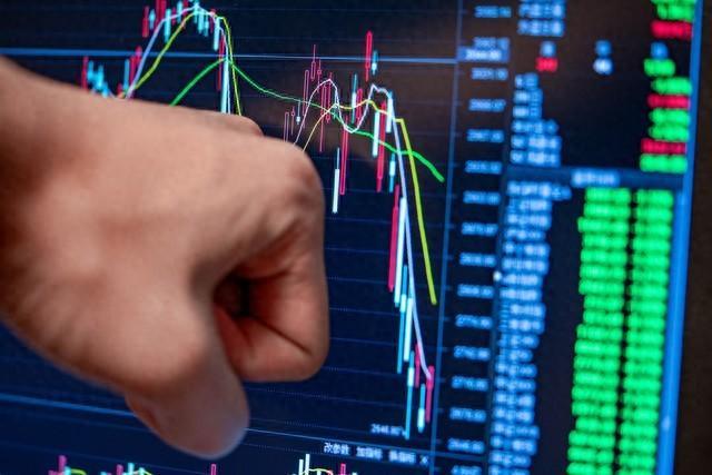 科技类主要股票投资指南：轻松掌握市场趋势与策略，避开风险陷阱-第2张图片-金科赋能录